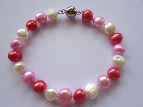 Baroque Pearl Bracelet in White, Pink and Hot Fuchsia