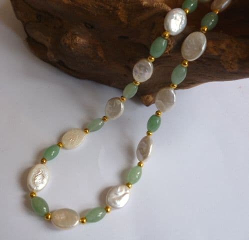 COMPLETE SET Oval pearls and aventurine jade. OUT OF STOCK