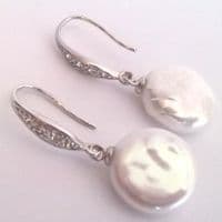 Disc pearl drops with CZ crystals