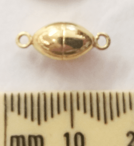 Gold magnetic oval clasp
