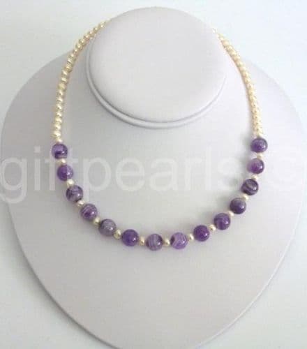 Pearl and amethyst necklace.