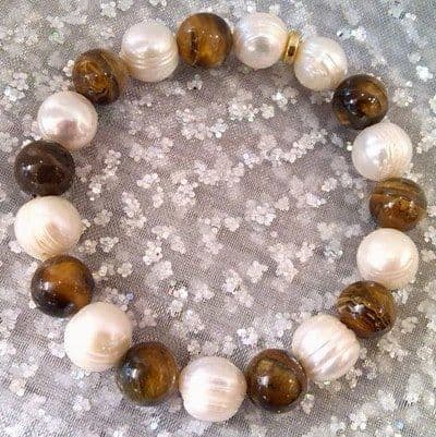 pearl and tiger-eye bracelet