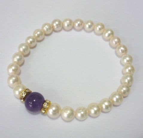 Pearl Bracelet with Amethyst