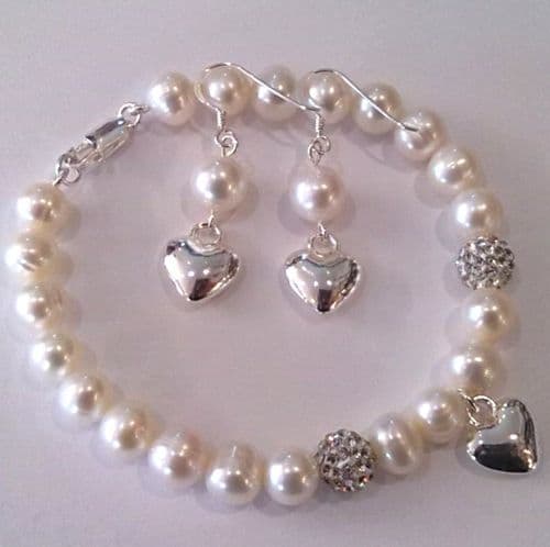 White Pearl Bracelet with Pendant Heart
