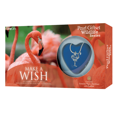 Flamingo Pearl Giftset with Wildlife Pendant