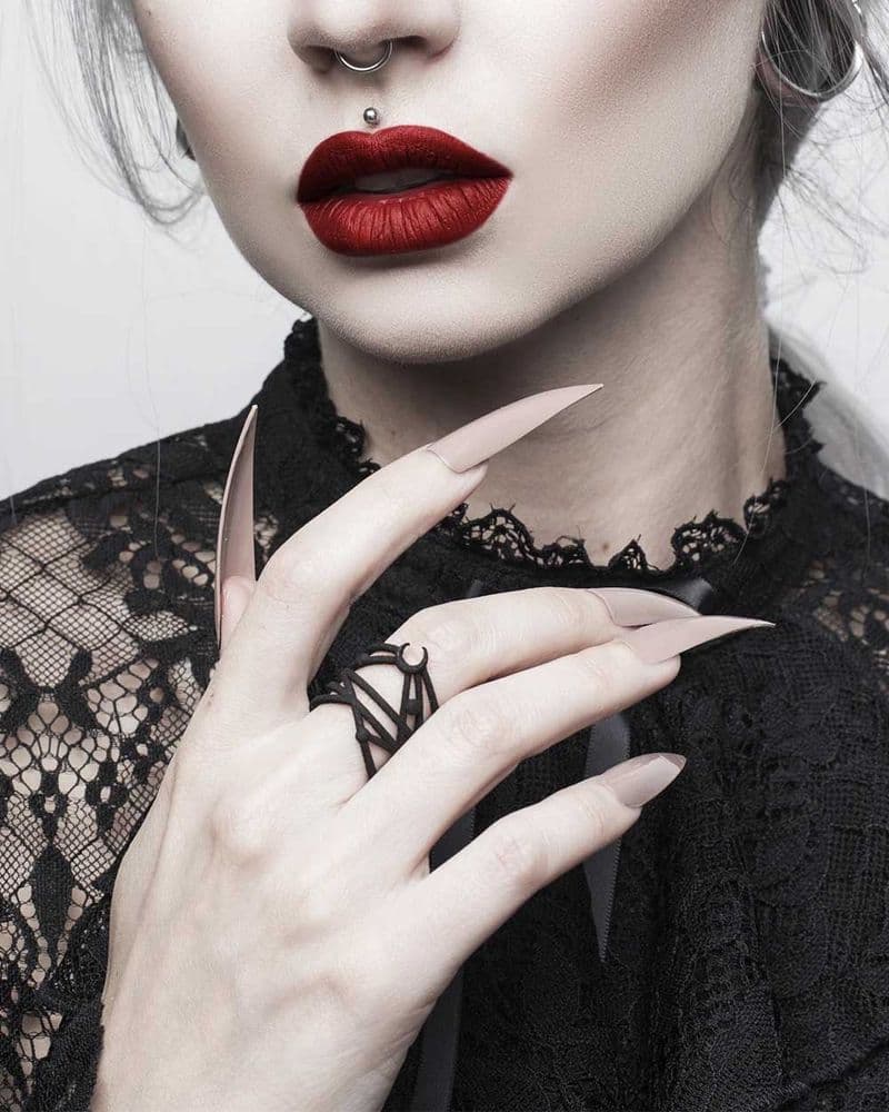 ROGUE WOLF Gothic Black Comet Ring