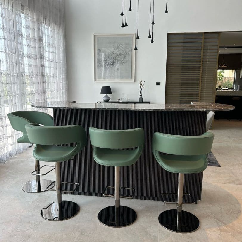 Best Breakfast Bar Chairs in the UK: 8 Peressini Bar Stools Worth Considering