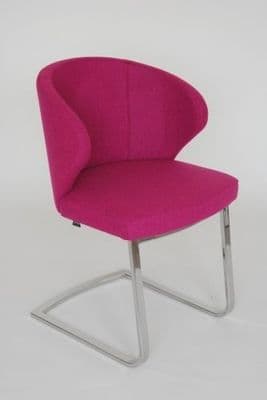 Doris P Armchair - Base 03