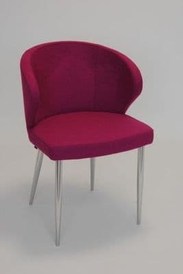 Doris P Armchair - Base 04
