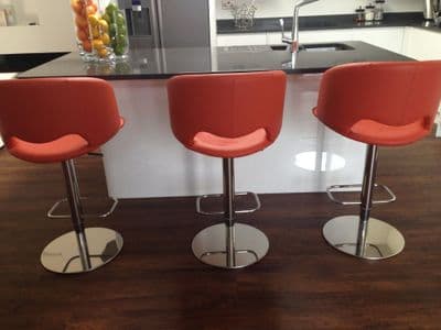 Fashion Adjustable Bar Stool
