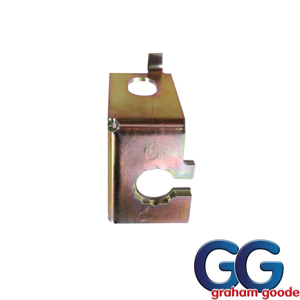 Front RH Flexi Brake Pipe Bracket Mount | Ford Escort & Sapphire Cosworth 4WD GGR2069