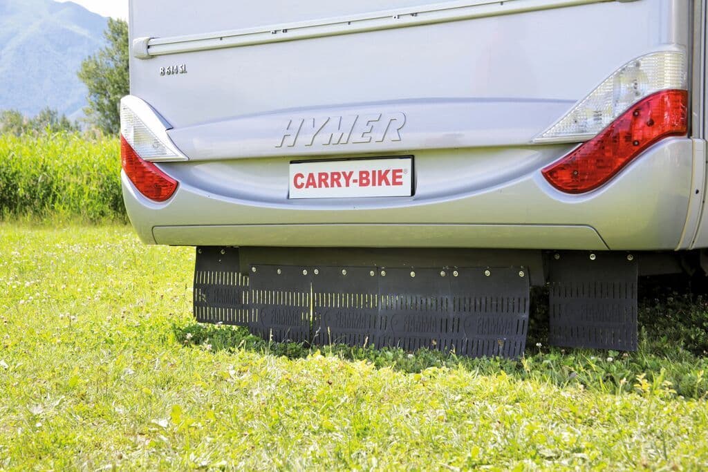 Full Rear Rv Mud Flap Fiamma Mud Flap Rear For Motorhome 06607-01- - Grasshopper Leisure