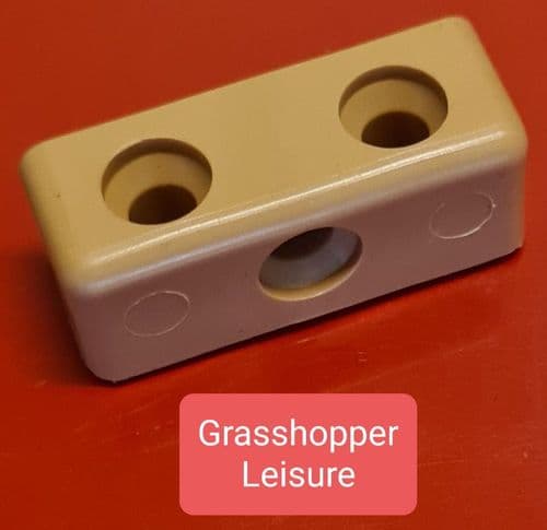 Plastic Joining Modesty Blocks (Pack Of 50)