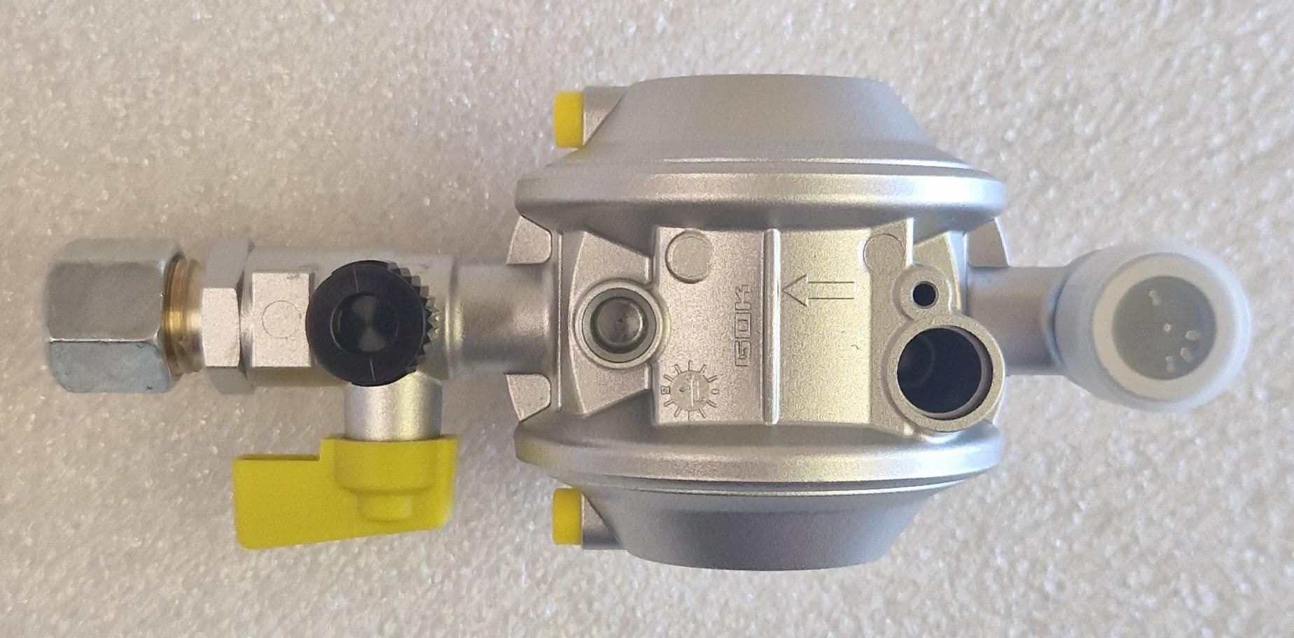 Truma GOK Euro Gas Bulkhead Regulator 10mm, 0129476, Campervan, Caravan