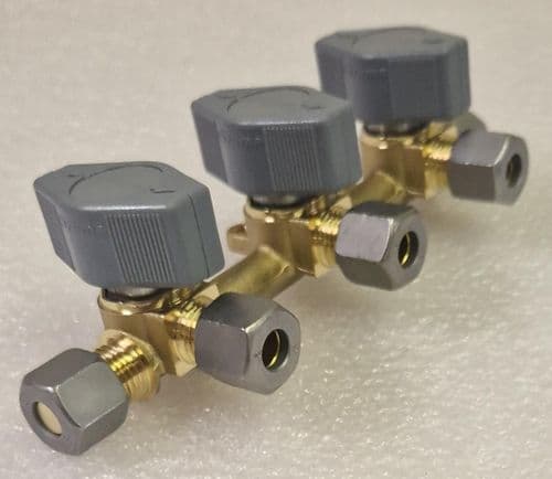 Truma VK3 8mm 3 Way Gas Manifold Valve With Brass Olives & Nuts