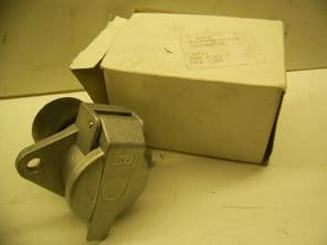 24 volt. 7 pin. Trailer connector.