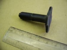 Battery. Screw captive.