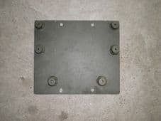 Clansman mounting plate.