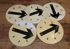 Directional signs x 5.