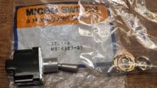 Honeywell 1TL1-2 Toggle Switch,