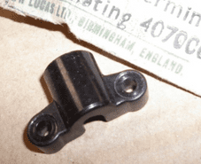 Lucas Distributor/Magneto.4VRA. Insulating bridge 407006.