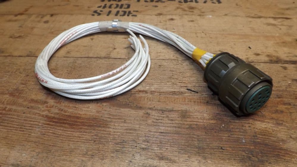 RBJ Female plug with tails NOS