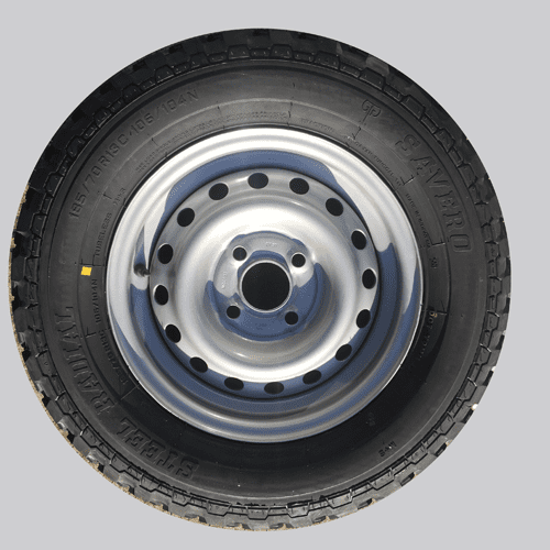 P0000818 - Wheel Rim and Tyre