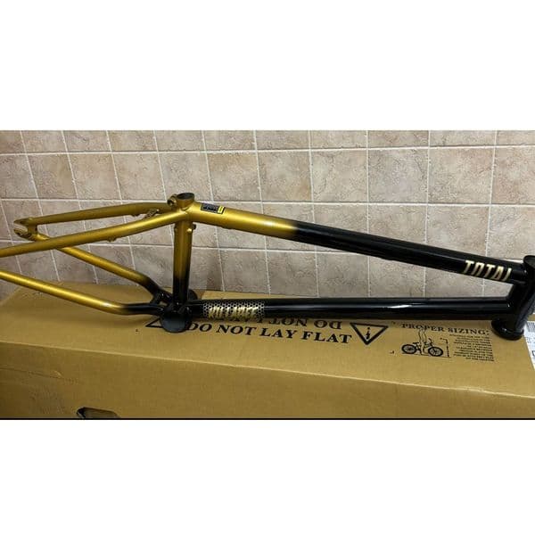 Total BMX Killabee K4 Frame - Black / Gold 20.7