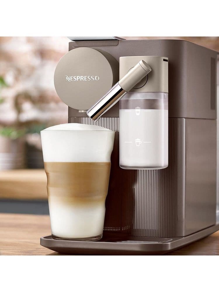 NESPRESSO by De Longhi DeLonghi Lattissima One EN500BW Milk