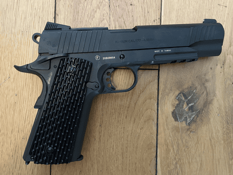 Swiss Arms 1911 Black .177 BB