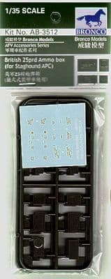 AB3512  25pdr Ammo Boxes for Staghound