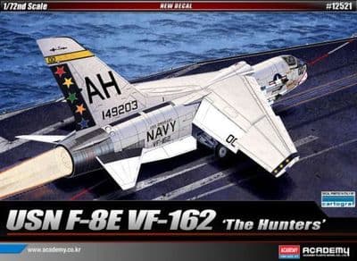 AC12521 Vought F-8E Crusader VF-162 