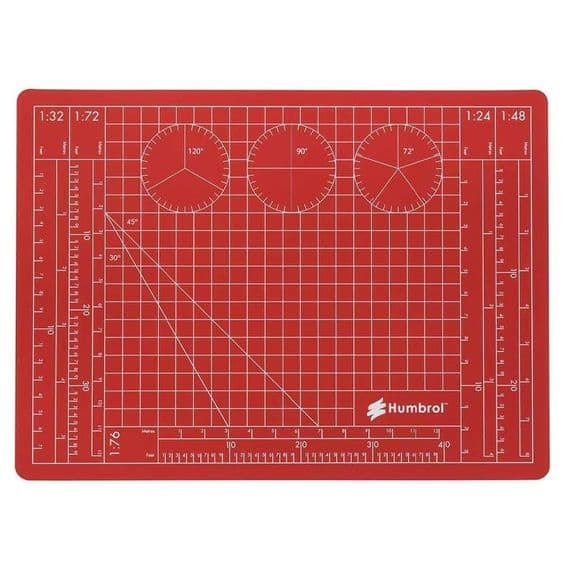 AG9155  Humbrol A4 Cutting Mat