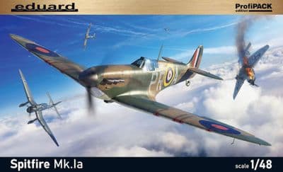 EDK82151  Supermarine Spitfire Mk.Ia Profipack edition