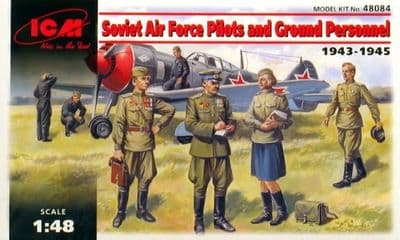 ICM48084 Soviet Air Force Pilots & Ground Crew WWII