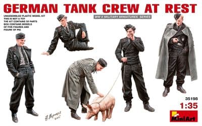 MT35198 GERMAN TANK CREW AT REST