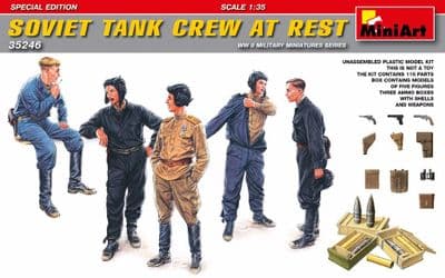 MT35246 Soviet Tank Crew at Rest (WWII)