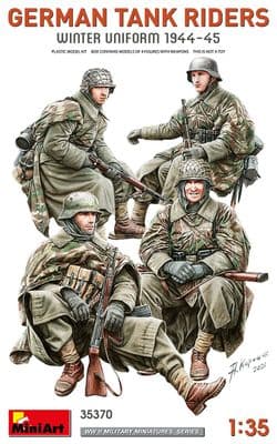 MT35370  GERMAN TANK RIDERS (WINTER UNIFORM 1944-45)