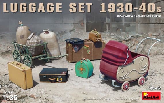 MT35582 Luggage set 1930-40s