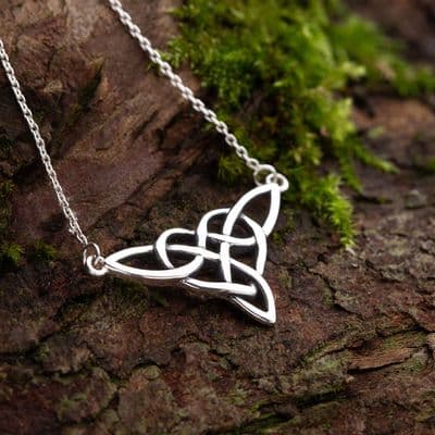 Celtic Interlace Silver Necklet 2410