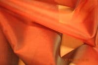 S3030 Two Tone Silk Organza, 107 cm, Red shot Black