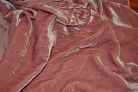 S9020 silk/viscose velvet, 140 cm, rose