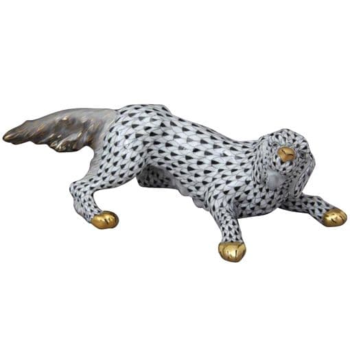 Herend Porcelain Figurine of a German Vizsla 05386000