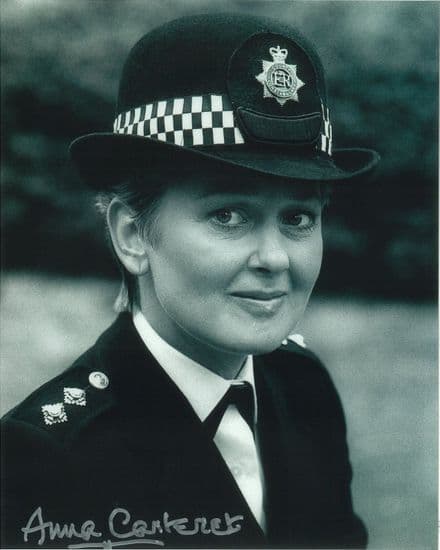 Anna Carteret "Juliet Bravo" Genuine signed Autograph 10x8 COA #9097