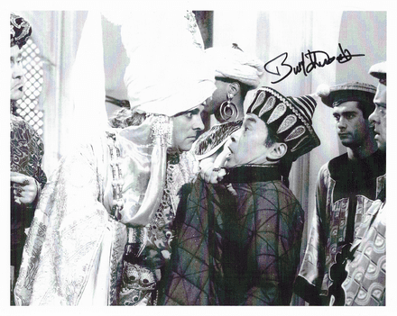Burt Kwouk Bond, Hammer Horror Dr Who Genuine Signed Autograph 10 x 8 COA 22918