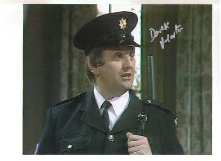 Derek Martin DOCTOR WHO Genuine Signed Autograph 10x8 COA 662