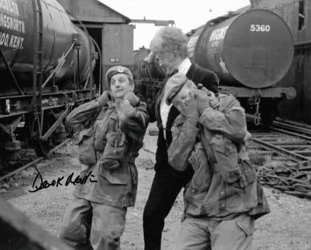 Derek Martin "UNIT" DOCTOR WHO genuine Autograph 10 x 8 COA 22291