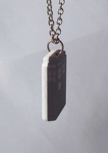 Doctor Who Tardis pendant Blue Police Box Time Lord prop replica