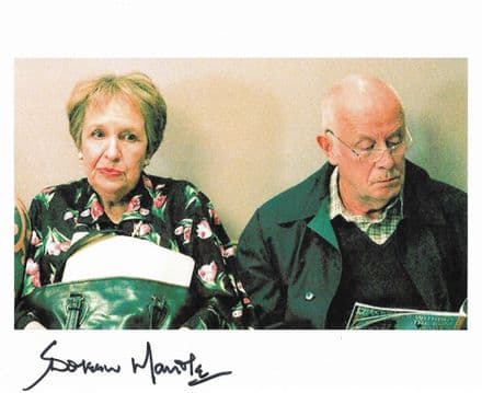 Doreen Mantle One Foot in the Grave 10" x 8" Genuine Signed autograph COA 12163