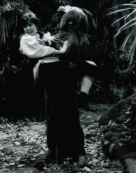 Jackie Lane, 'Dodo' DOCTOR WHO - Genuine Signed Autograph 10x8 COA 512